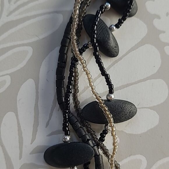 Coldwater Creek Seashell Pendant Necklace - Picture 4 of 5